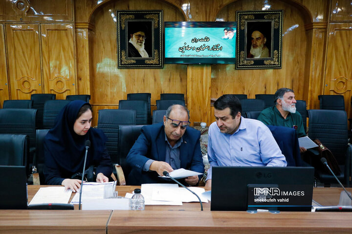 ملاقات مردمی استاندار اصفهان