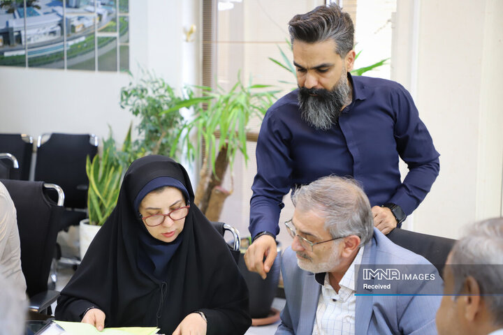 کمیته نظارتی شورای شهر اصفهان در منطقه 6 شهرداری