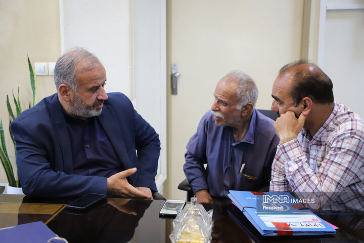 کمیته نظارتی شورای شهر اصفهان در منطقه 6 شهرداری