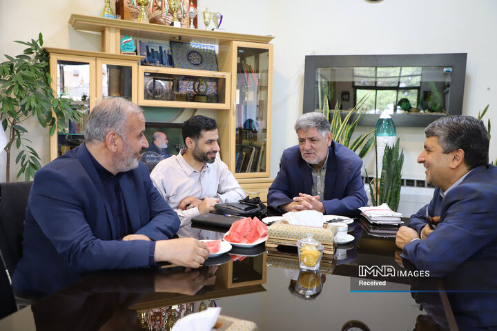 کمیته نظارتی شورای شهر اصفهان در منطقه 6 شهرداری