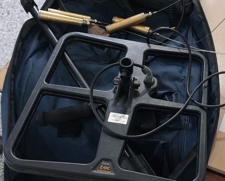 دستگیری ۵ حفار غیرمجاز و کشف یک فلزیاب در اشتهارد