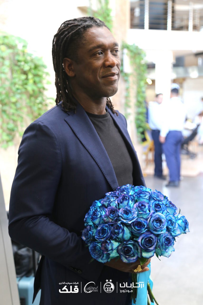 مدیر پر سروصدا استقلال وارد ایران شد / کلارنس سیدورف به تهران رسید + عکس