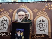 امام خمینی(ره) نمونه کامل شجاعت و عطوفت بود