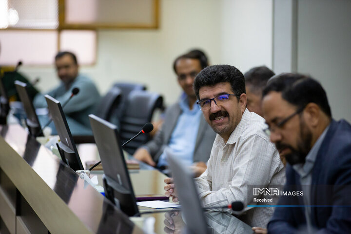 جلسه هم‌اندیشی کنگره بزرگداشت سرداران و شهدای منطقه ۳ اصفهان