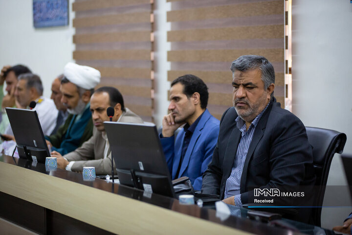 جلسه هم‌اندیشی کنگره بزرگداشت سرداران و شهدای منطقه ۳ اصفهان