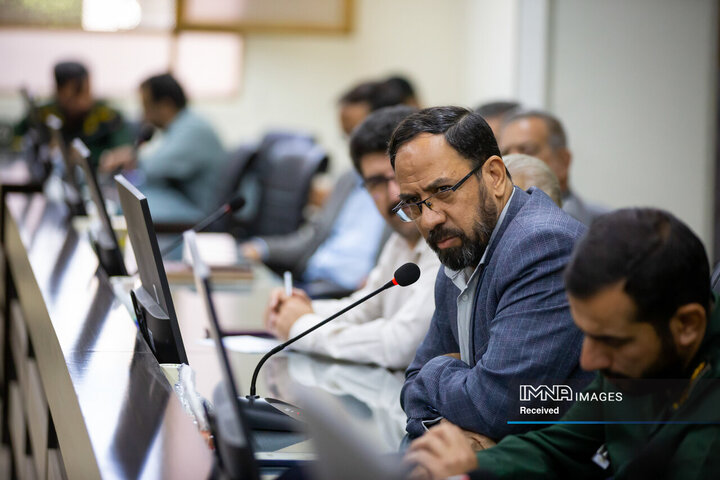 جلسه هم‌اندیشی کنگره بزرگداشت سرداران و شهدای منطقه ۳ اصفهان