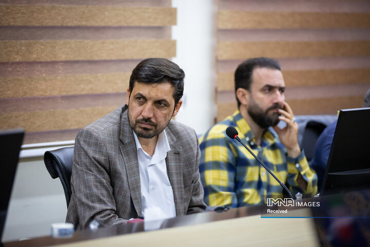 جلسه هم‌اندیشی کنگره بزرگداشت سرداران و شهدای منطقه ۳ اصفهان