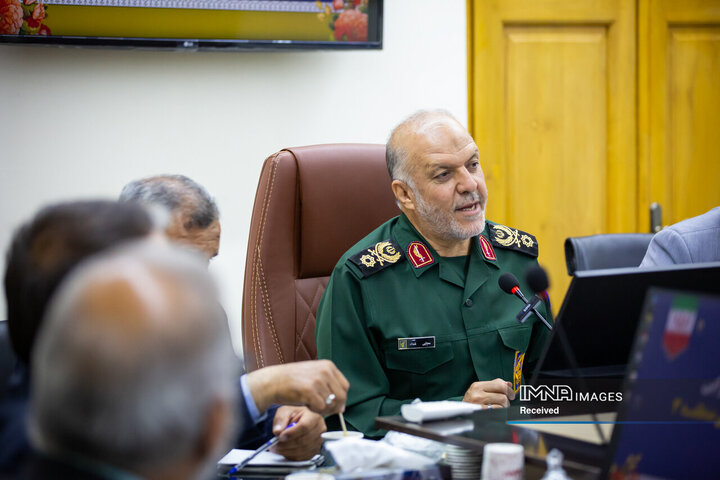 جلسه هم‌اندیشی کنگره بزرگداشت سرداران و شهدای منطقه ۳ اصفهان