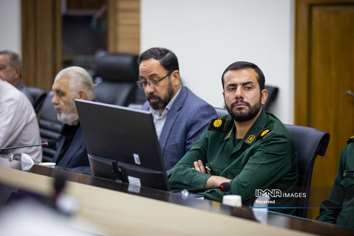 جلسه هم‌اندیشی کنگره بزرگداشت سرداران و شهدای منطقه ۳ اصفهان