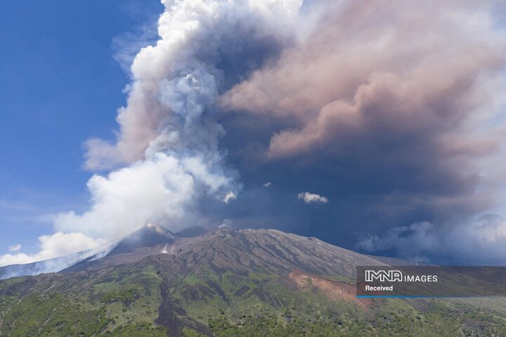 فوران آتشفشان در سیسیل ایتالیا