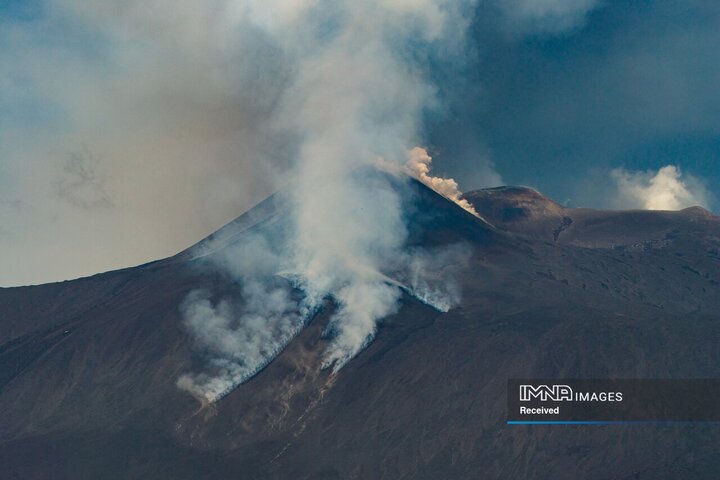 فوران آتشفشان در سیسیل ایتالیا