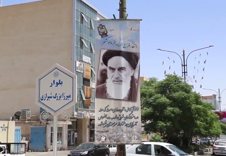 فضاسازی شهر سمنان همزمان با سالروز ارتحال معمار کبیر انقلاب