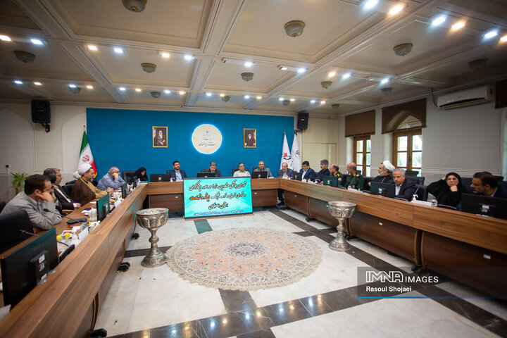 حضور مشاوران وزرا در اصفهان مایه دلگرمی برای ایثارگران است