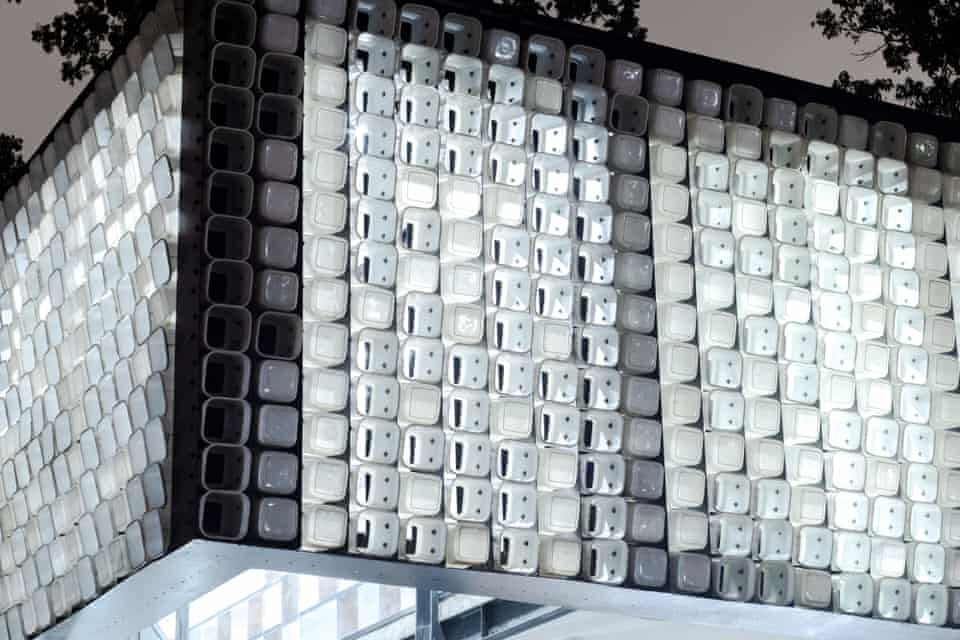 مینی‌کتابخانه‌های خلاق بازیافتی و خنک ر اهکار ترویج کتابخوانی