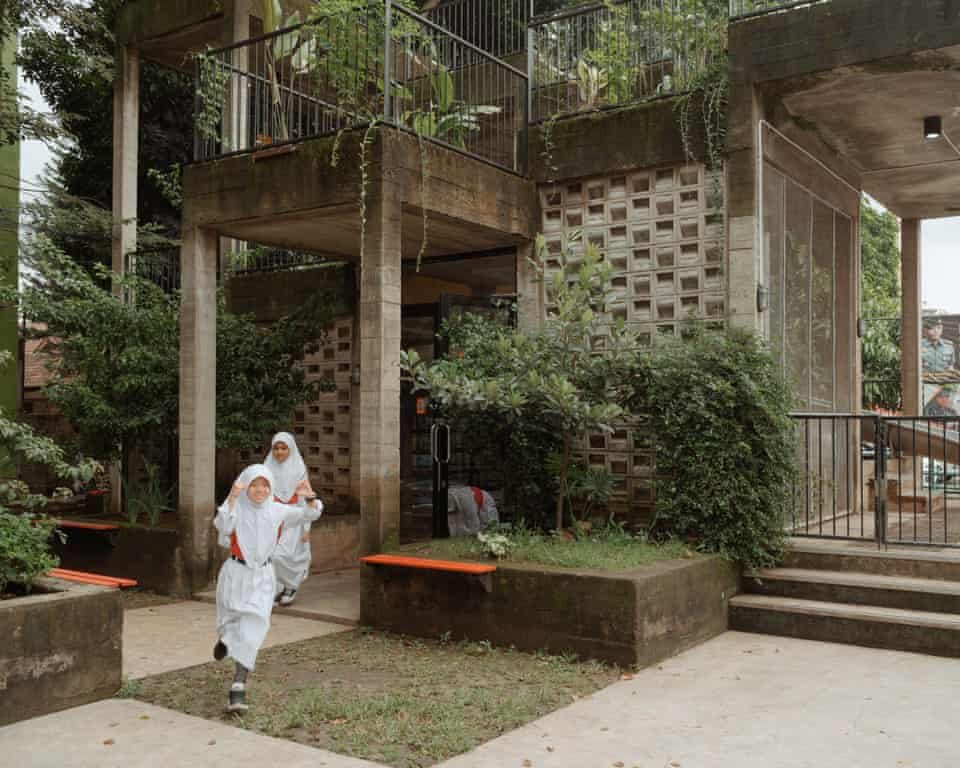 مینیکتابخانههای خلاق بازیافتی و خنک ر اهکار ترویج کتابخوانی