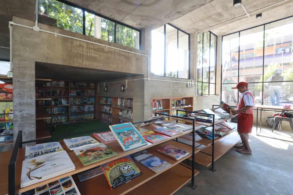 مینی‌کتابخانه‌های خلاق بازیافتی و خنک ر اهکار ترویج کتابخوانی