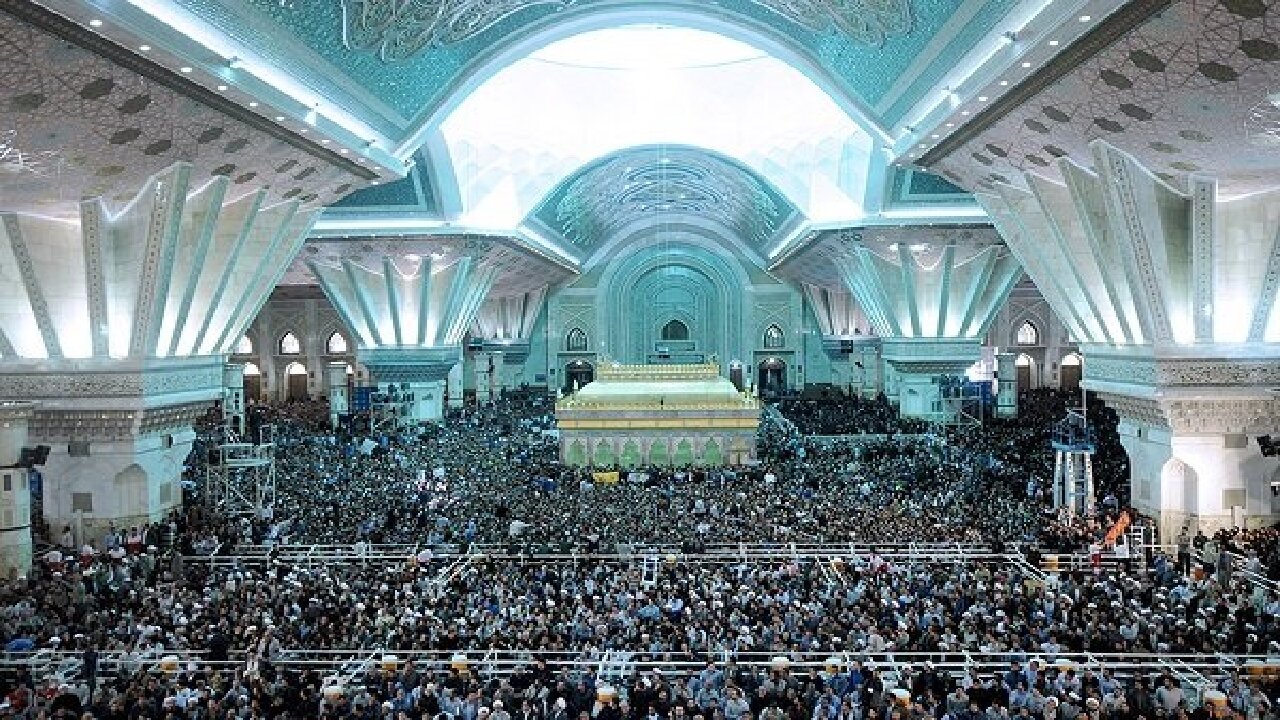 روزی که روح خدا به خدا پیوست