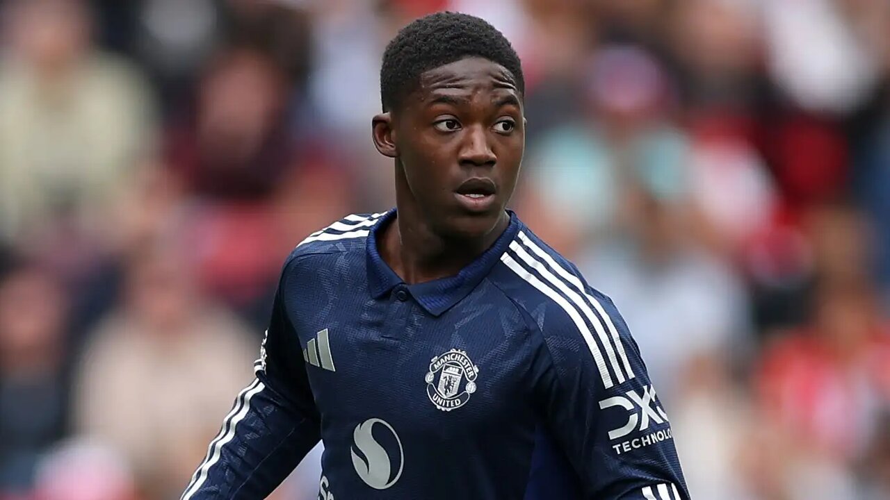 آموریم به دنبال تغییرات گسترده در منچستر