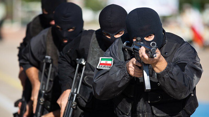 فیلم| برای نخستین‌بار، تصاویر برخورد پلیس با اراذل و اوباش خوزستان