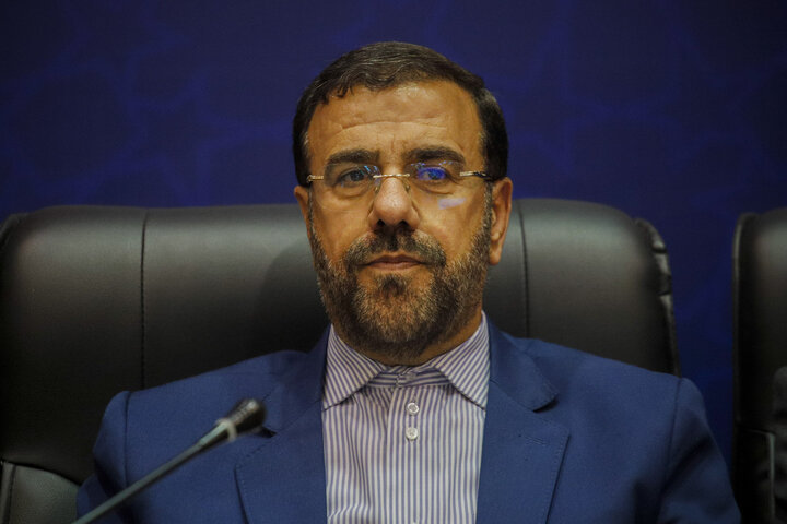 لزوم تسریع در تکمیل پروژه‌های شریانی فارس