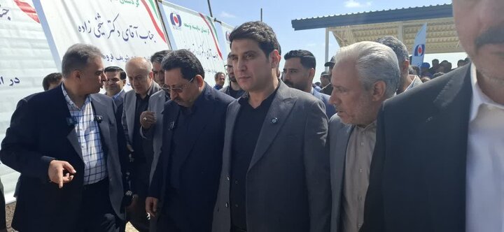 بازدید وزیر صمت از ۲ پروژه صنعتی در شهرستان قروه