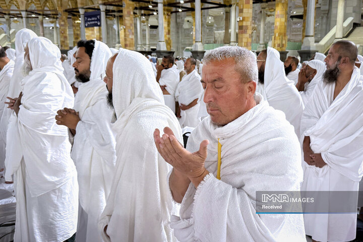 طواف خانه خدا در ایام حج تمتع