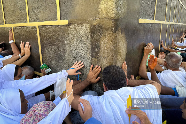 طواف خانه خدا در ایام حج تمتع