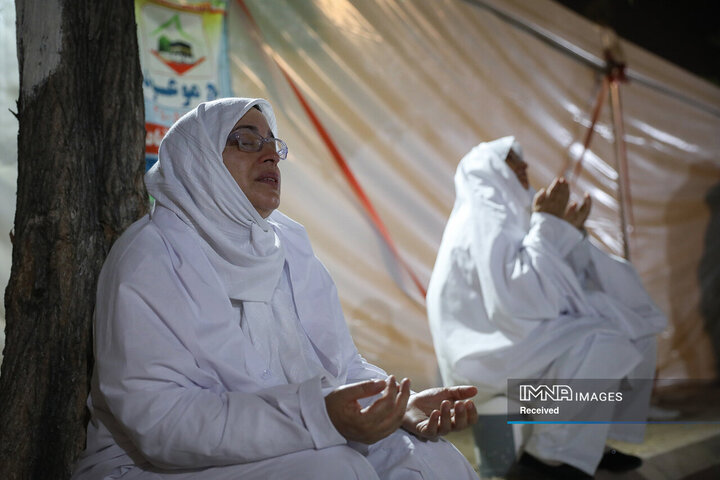 حال و هوای شب عرفه در سرزمین وحی