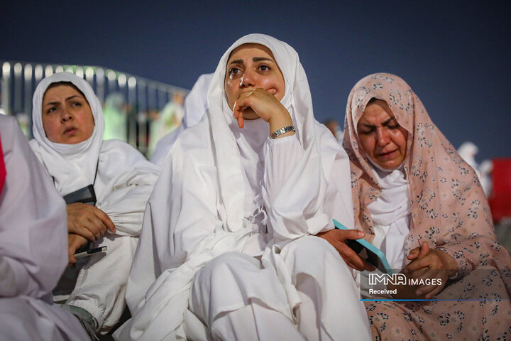 حال و هوای شب عرفه در سرزمین وحی