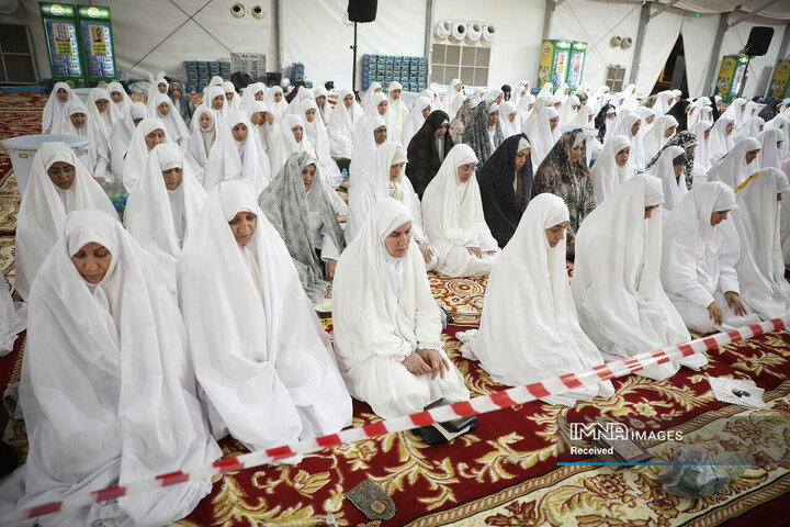 حال و هوای شب عرفه در سرزمین وحی