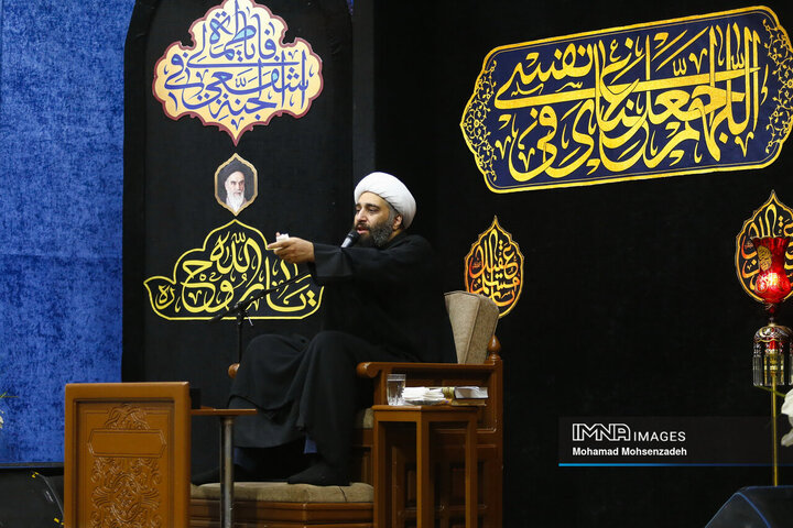 دعای عرفه در حرم حضرت معصومه(س)