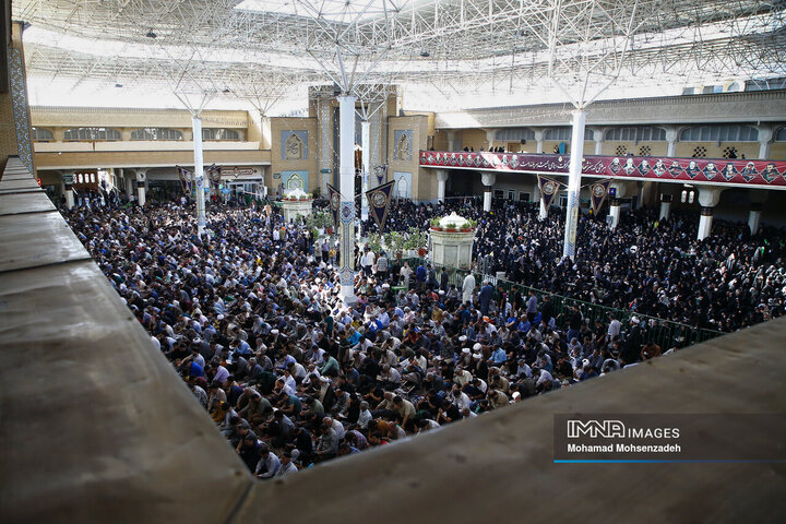 دعای عرفه در حرم حضرت معصومه(س)