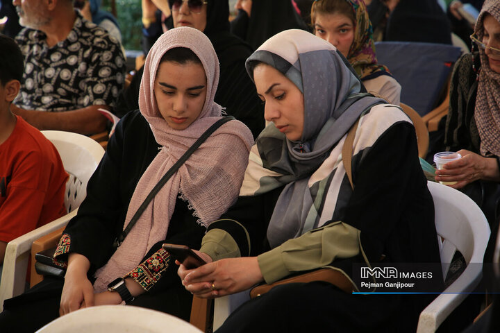 مراسم دعای عرفه در پارک جنگلی ناژوان