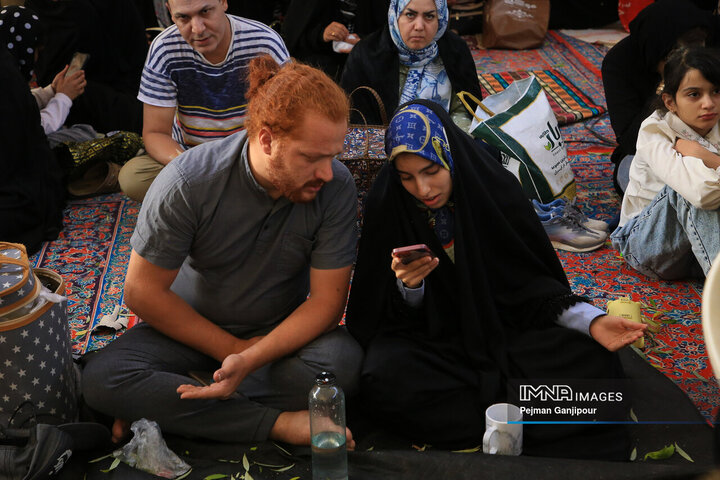 مراسم دعای عرفه در پارک جنگلی ناژوان