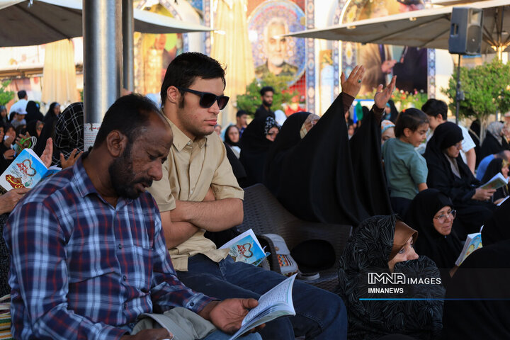 نجوای عرفه در جوار حاج قاسم