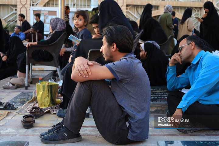 نجوای عرفه در جوار حاج قاسم