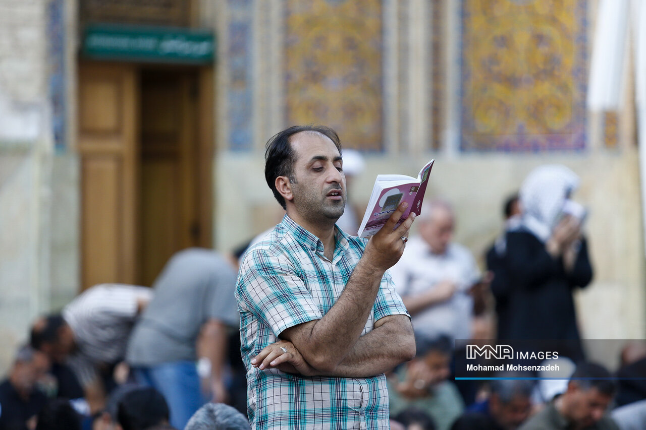 ضیافت نور در حرم بانوی کرامت؛ رمضان از صحنها آغاز میشود