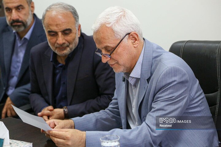 ملاقات مردمی شهردار اصفهان