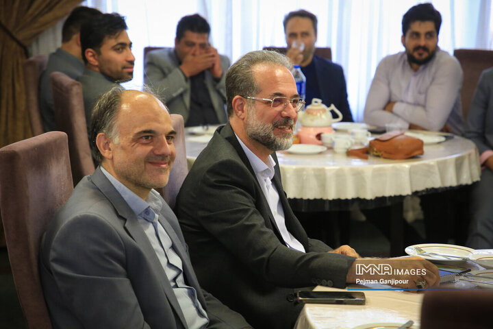 نشست هم‌افزایی مسئولان دفاتر شهرداری اصفهان