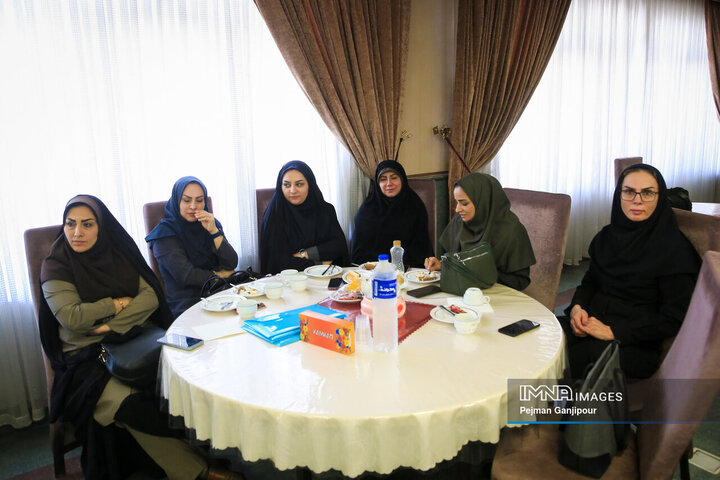 نشست هم‌افزایی مسئولان دفاتر شهرداری اصفهان