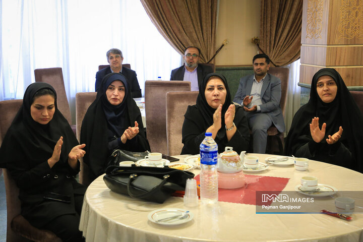 نشست هم‌افزایی مسئولان دفاتر شهرداری اصفهان