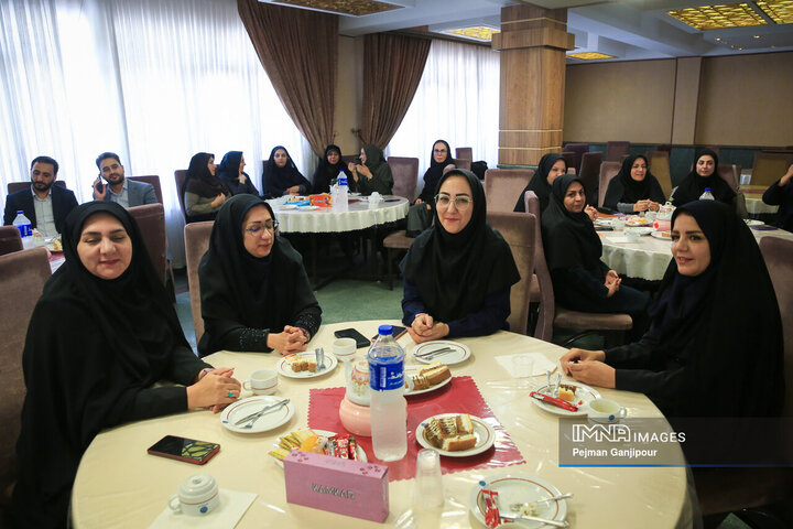 نشست هم‌افزایی مسئولان دفاتر شهرداری اصفهان