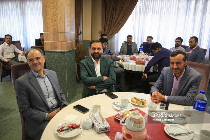 نشست هم‌افزایی مسئولان دفاتر شهرداری اصفهان