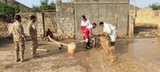 امدادرسانی به ۸۰ نفر متاثر از سیل توسط امدادگران هلال‌احمر شهرستان درمیان