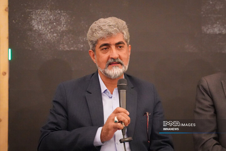 نشست «از دانشگاه تا پایتخت گردشگری آسیا»