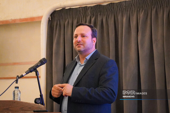 نشست «از دانشگاه تا پایتخت گردشگری آسیا»