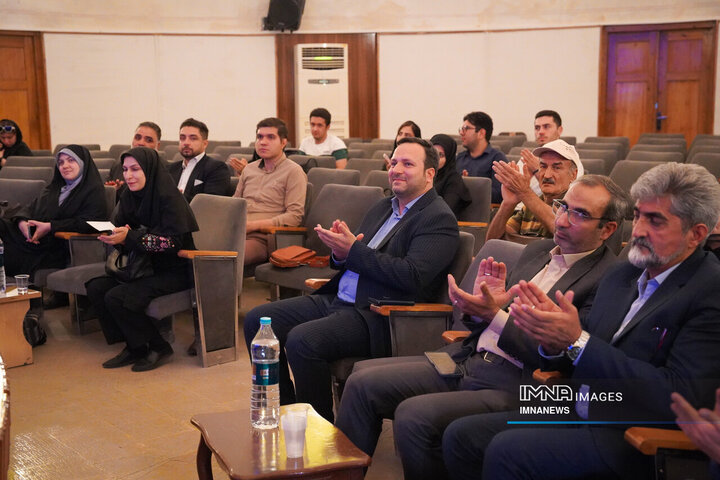 نشست «از دانشگاه تا پایتخت گردشگری آسیا»