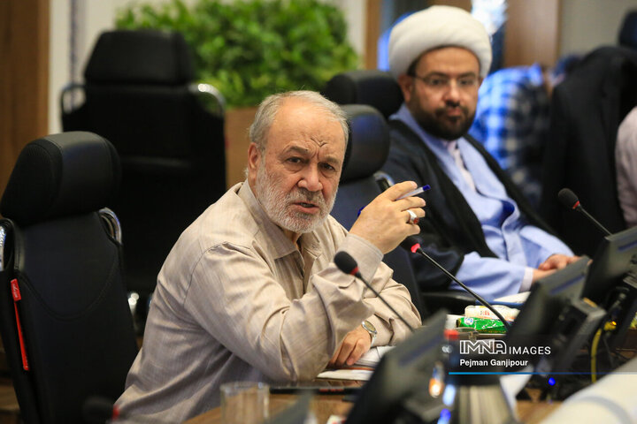 شکل‌گیری پویش‌های جدی و قوی برای گرامیداشت دهه ولایت ضرورت دارد