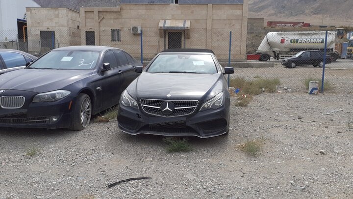 کشف خودروی ۱۶۰ میلیاردی قاچاق در جلفا