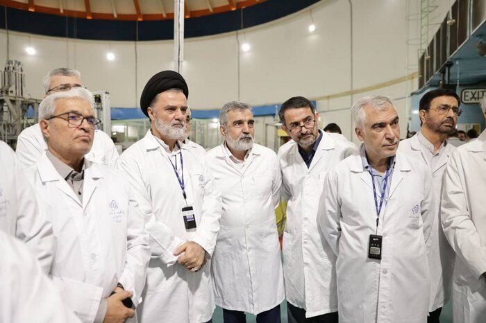 بازدید اعضای کمیسیون امنیت ملی مجلس از راکتور تحقیقاتی تهران